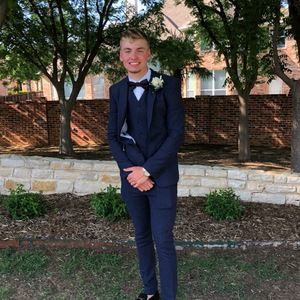 Meet your Posher, Justin